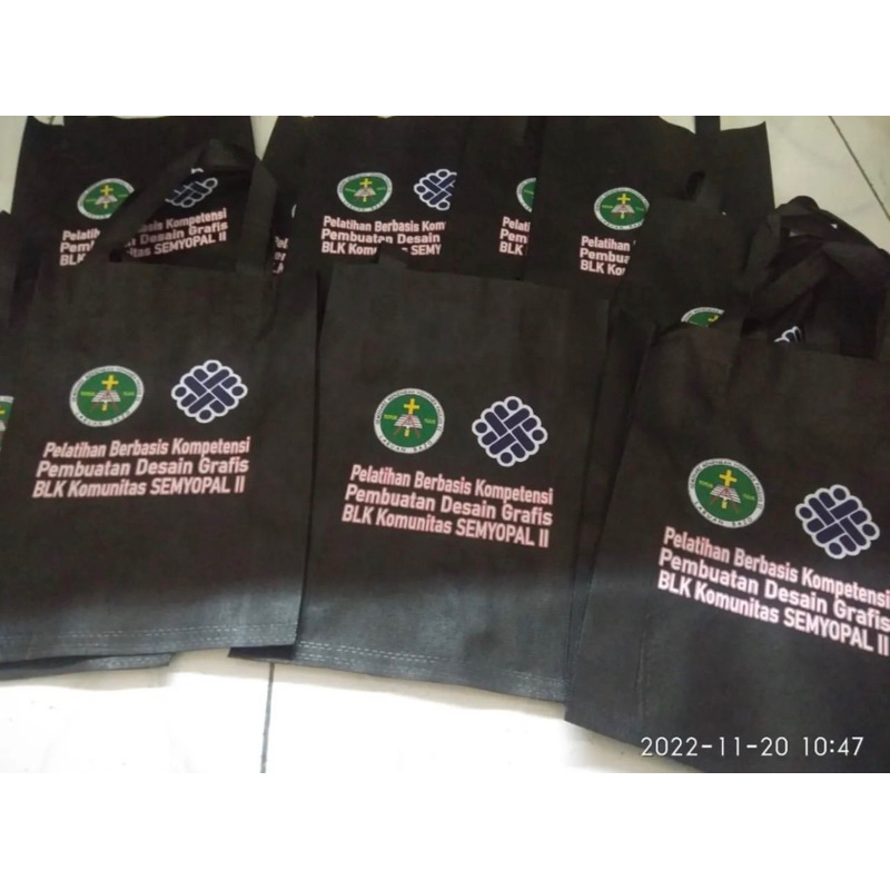 Harga TAS Spoundbound Terbaru Nov 2025 | BigGo Indonesia