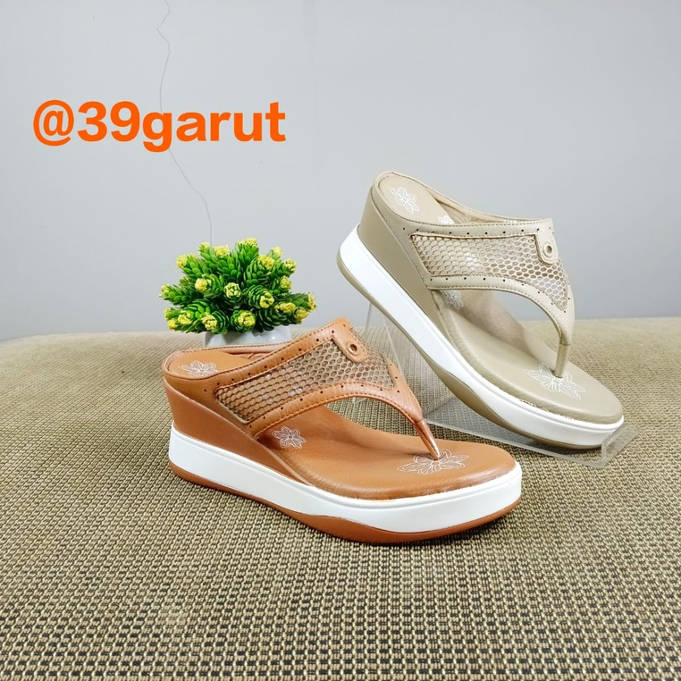 Sandal Wedges Clarette C107-8680