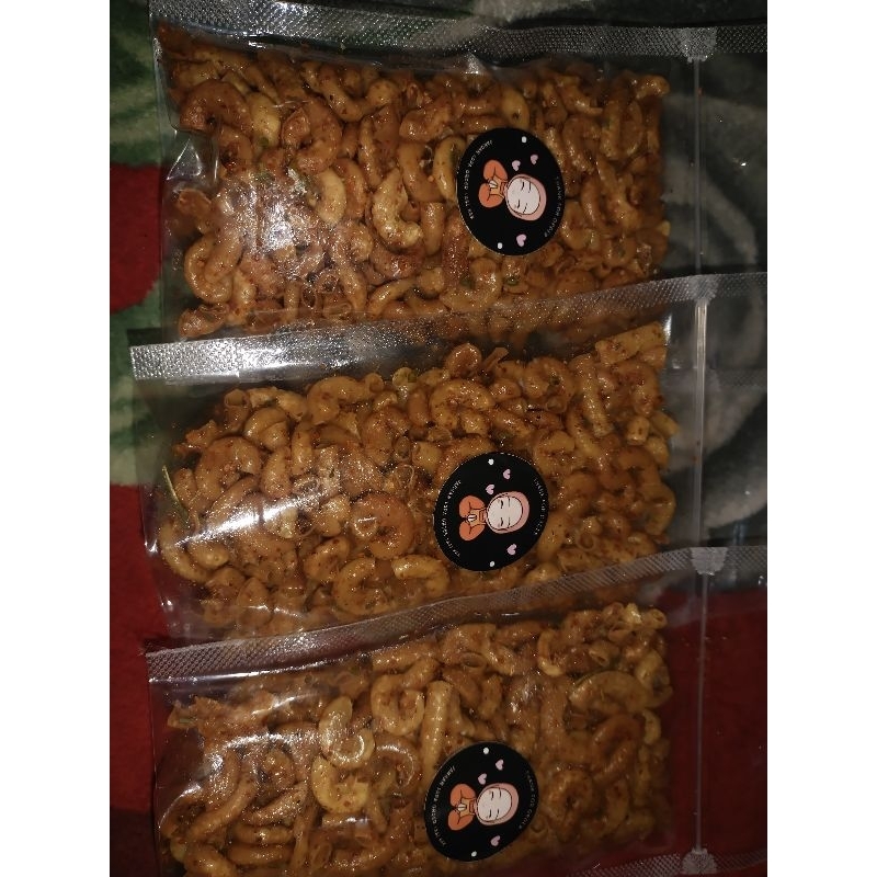 

makaroni bantet pedas daun jeruk