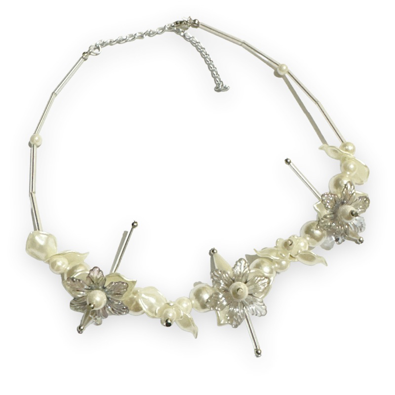 Floretta Flowery Pearl Necklace Kalung Panjang Bunga Mutiara Kalung Hijab Pesta Flower Crystal