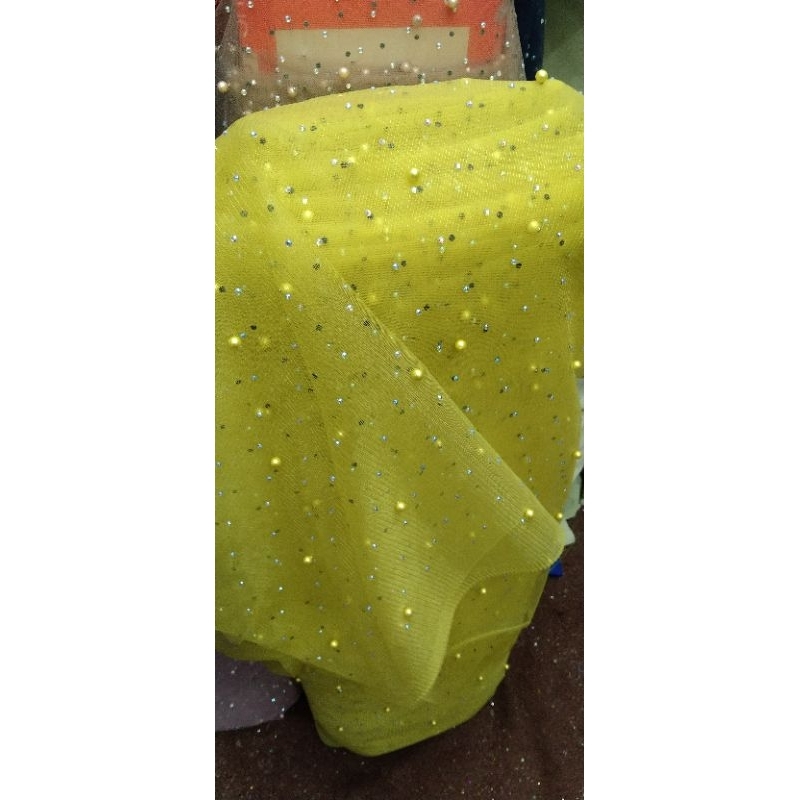 Kain Tile Mutiara Dan Swarousky/Sorousky/Bahan Kebaya