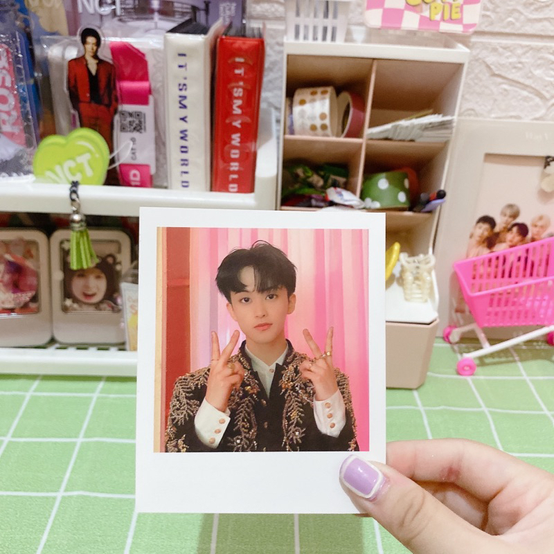 NCT 127 Favorite album event polaroid mark yuta photocard