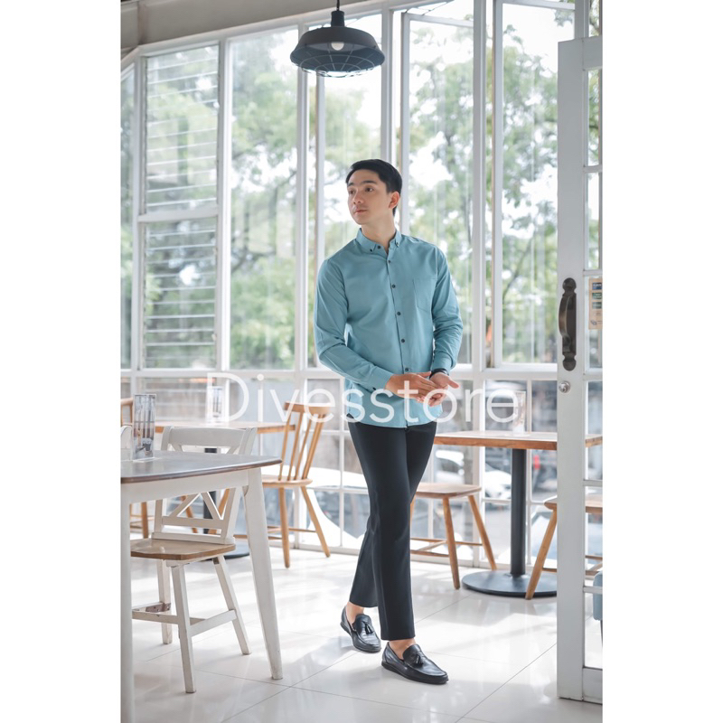 Kemeja pria cowok polos slimfit kasual basic HeM lengan panjang biru mint