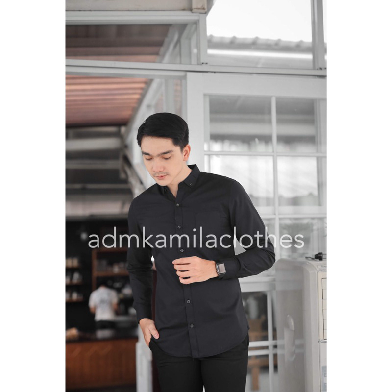 Kemeja pria cowok polos slimfit kasual basic HeM lengan panjang hitam