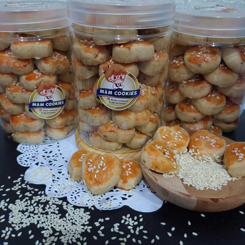 

Kue Kacang Wijen