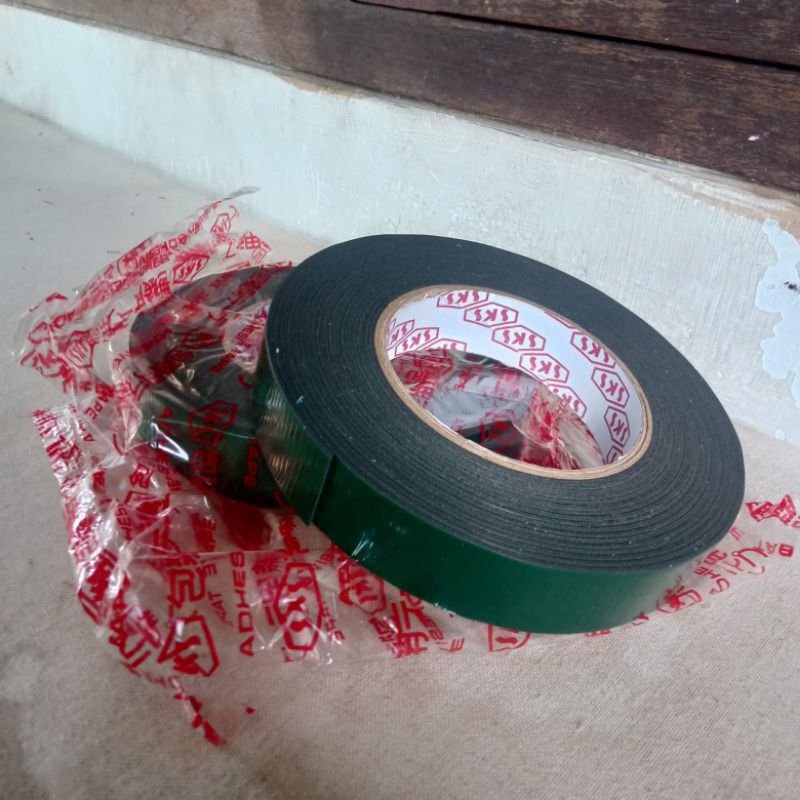 

Double Tape Foam SKS double tape busa 1inci 24mm x 6meter