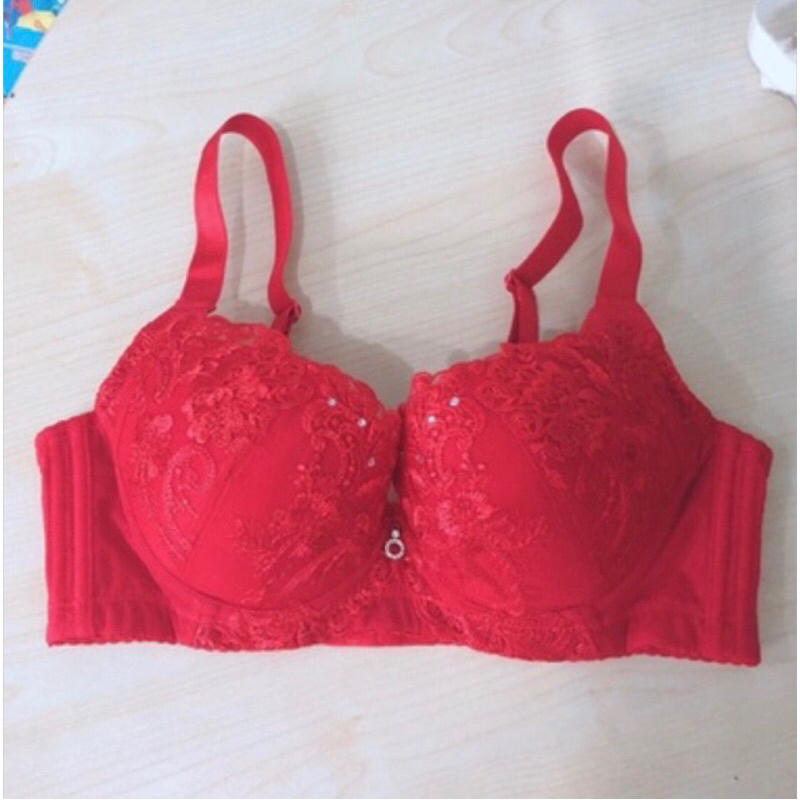 BH (K-D71) Size 34-36 / BRA /  Pakaian dalam wanita / Sexy Red