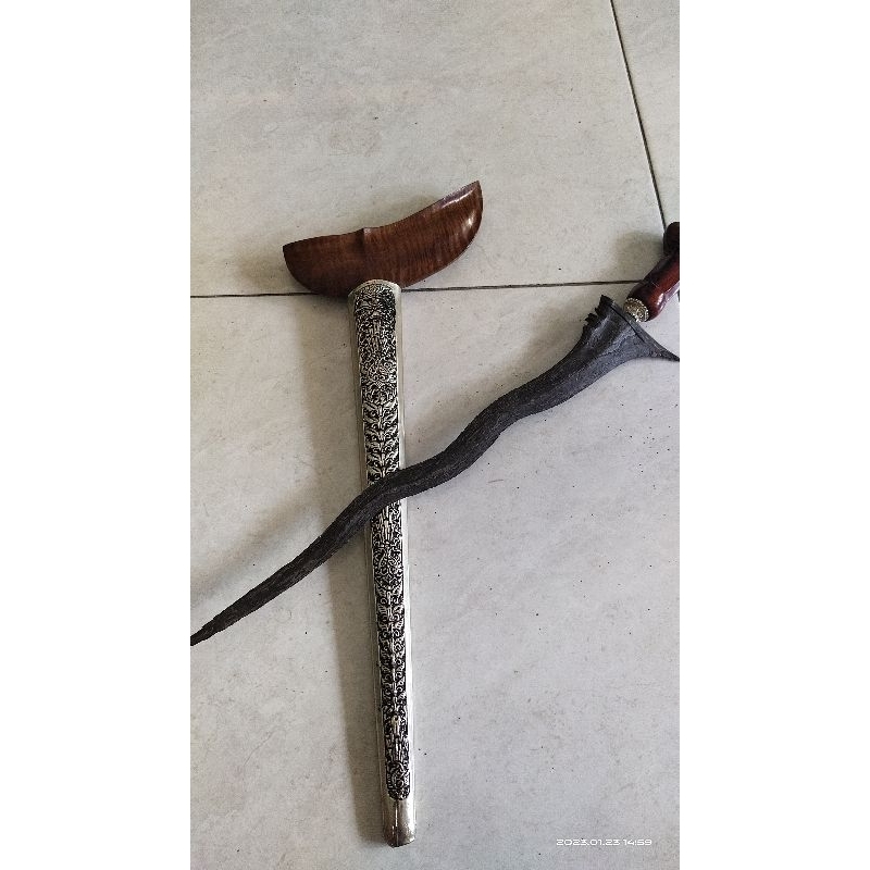 Keris antik unik langkah dhapur naga siluman atau naga kikik luk 5 pamor ngulsem