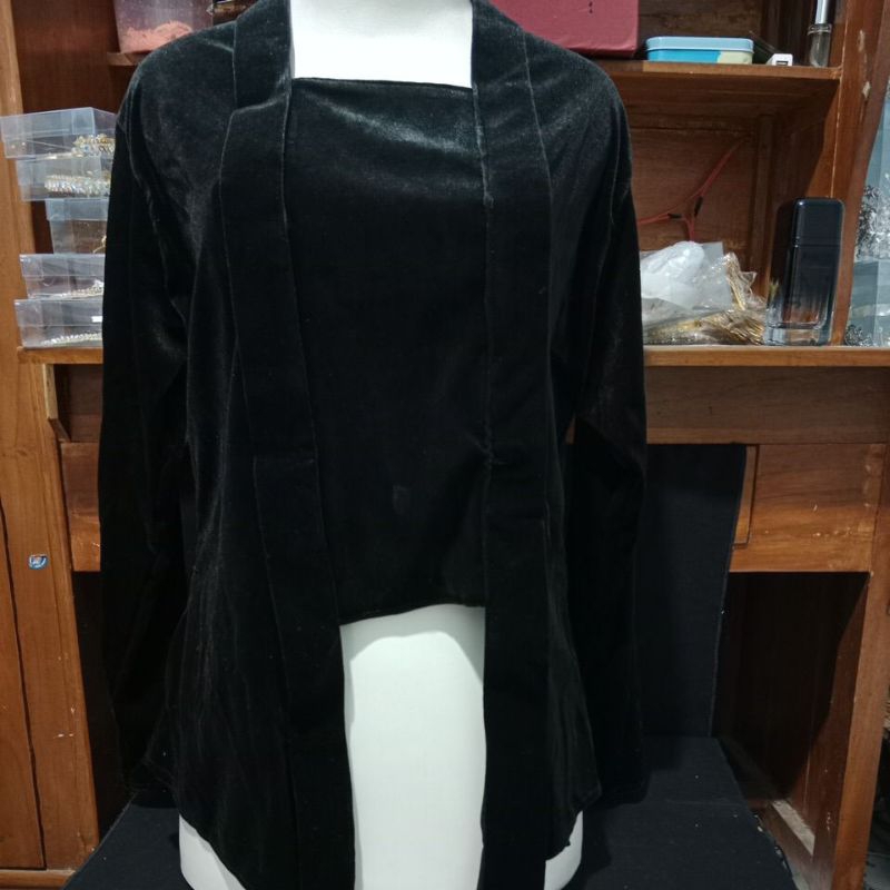 kebaya kutubaru hitam