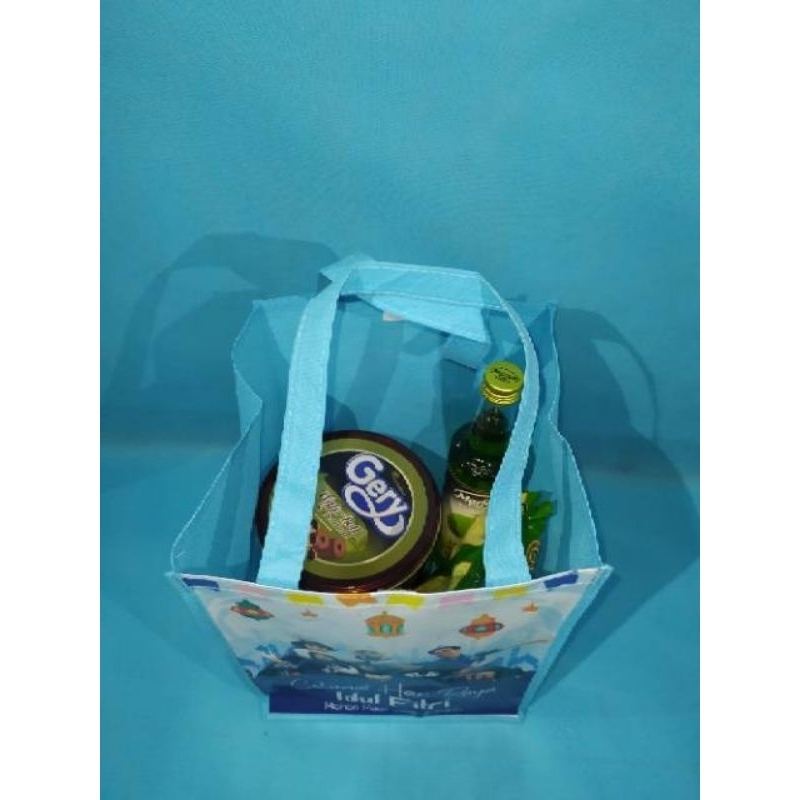 

tas parcel lebaran custom Uk. 25x30x20 cm