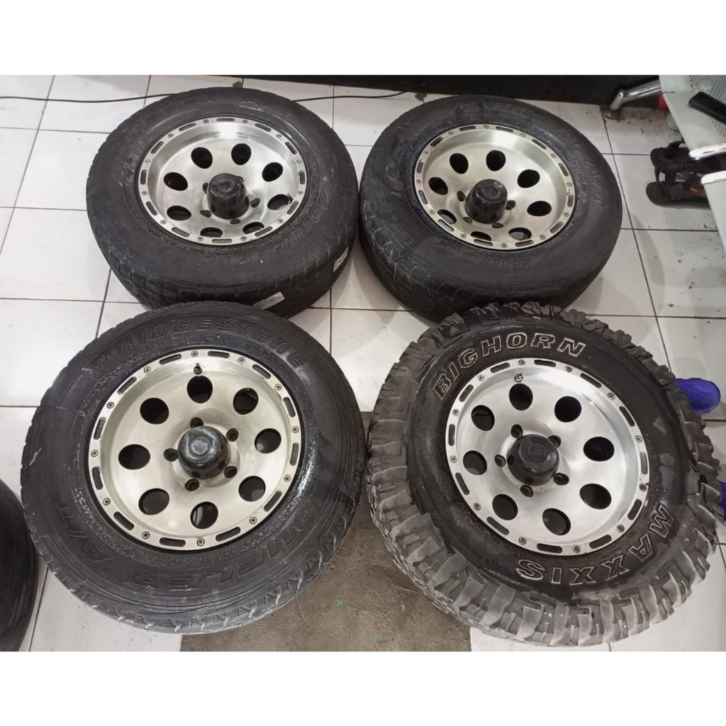 Velg Mobil Seken R15 Racing Compomotive Celong Ring 15 Lebar 7 Pcd 5x139