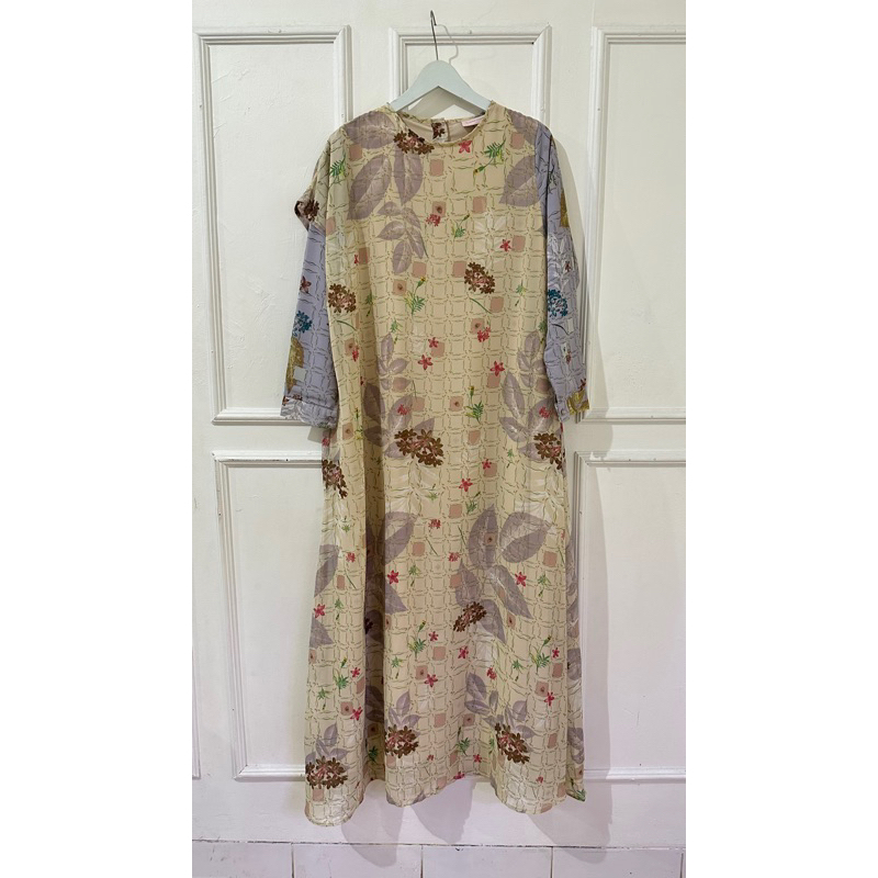 Preloved Ria Miranda Hibisca Dress Gamis Pesta