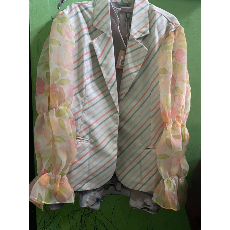 Sideline Blazzer Lesti