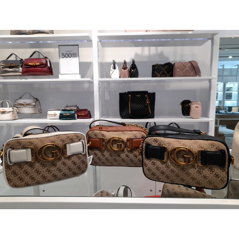 GUESS SALE 50% [AVIANA CAMERA BAG]