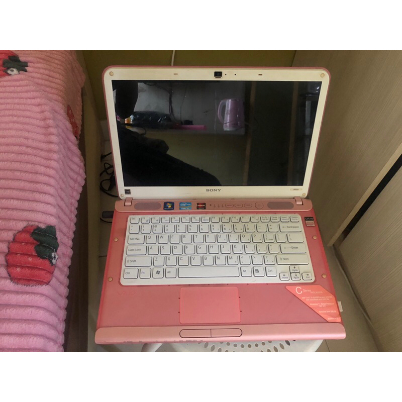 SONY VAIO PCG-61711W i5-2430M 4gb/500gb second Laptop warna Pink Laptop Vaio