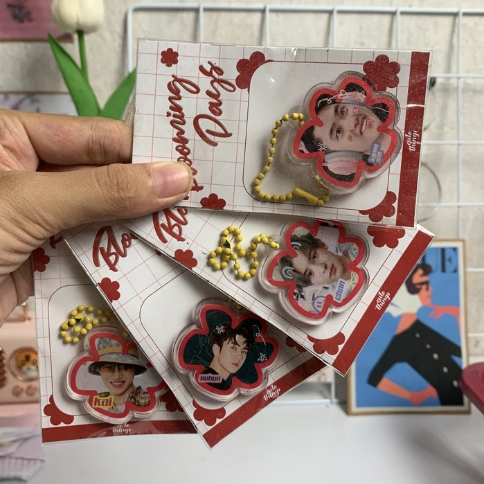 EXO ACRYLIC KEYRING READY STOCK