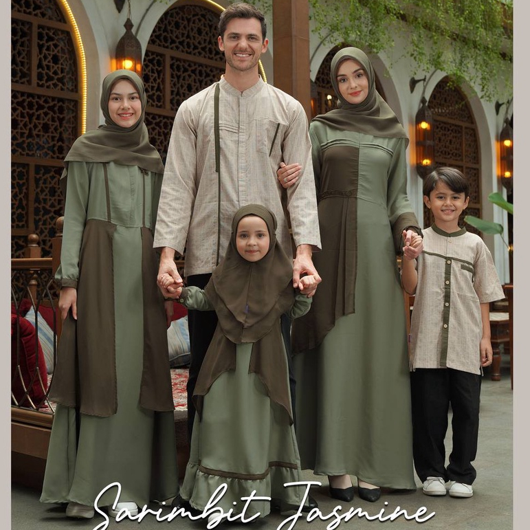 Rauna - Sarimbit Keluarga Lebaran 2023 Terbaru SR-09 Olive | Baju Muslim Ayah Ibu Anak Laki laki Per