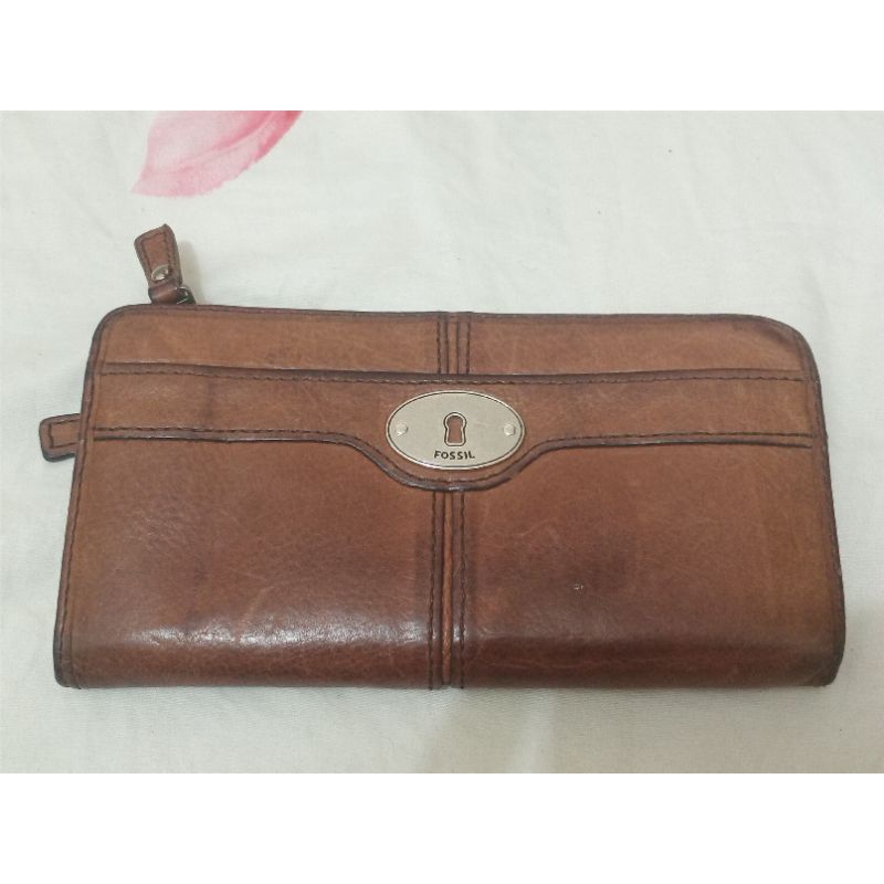 Dompet FOSSIL // Dompet FOSSIL wanita // Dompet FOSSIL preloved // Dompet FOSSIL second // Dompet FO