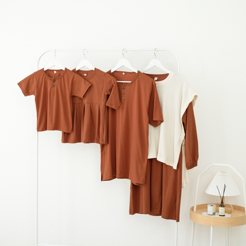 Mamichan - Baju Couple Keluarga Family Set Pakaian Keluarga Busui Friendly Nayara Brick