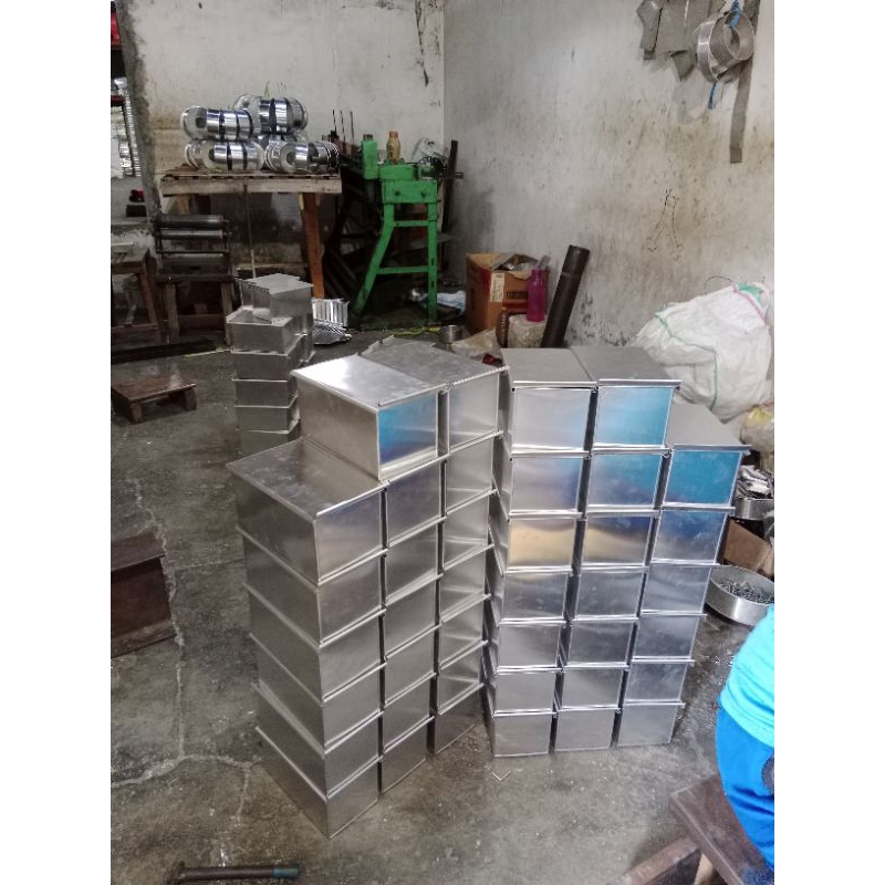 CETAKAN ROTI TAWAR TUTUP 20X10X10 20X12X12 18X8X8 18X10X10 22X12X12 24X12X12 10X10X10 12X12X12 TAWAR TUTUP LOYANG FREE BUBBLE WRAP HARGA MURAH TERJANGKAU