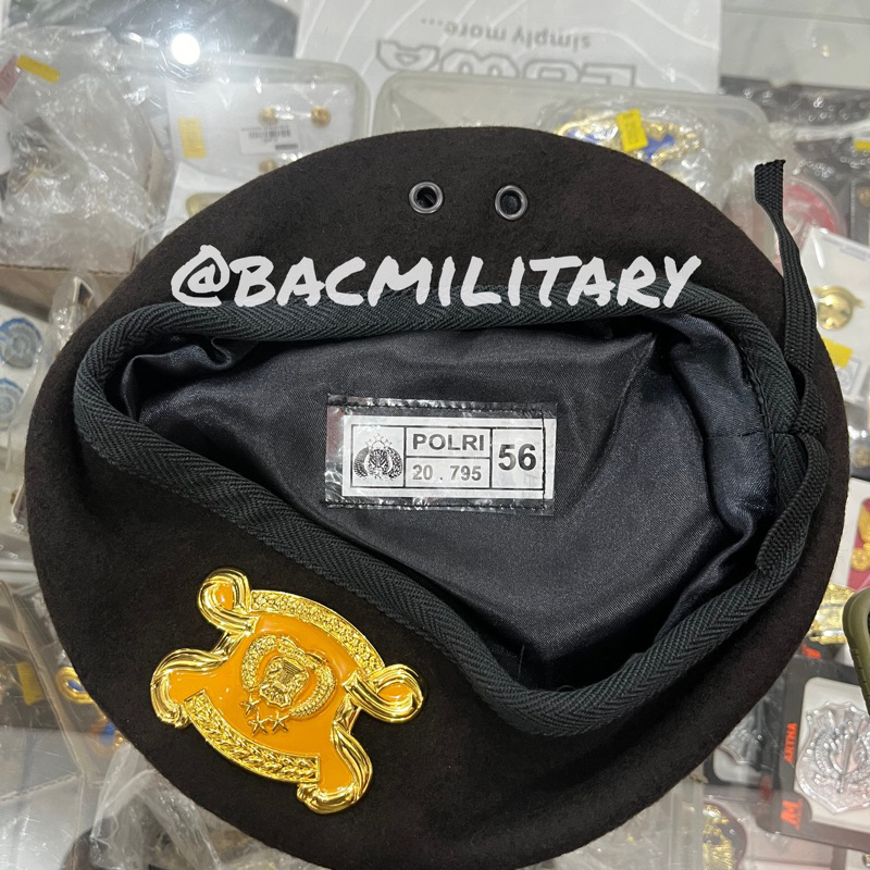 BARET JATAH PEMBAGIAN POLRI BARET DAN EMBLEM SABHARA