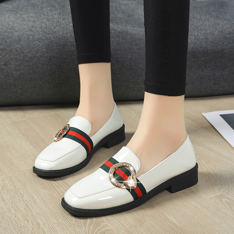 Sepatu Kerja Perempuan Flat Import Sepatu Pantofel Wanita Formal Mengkilap Leather Flat Shoes SK-040