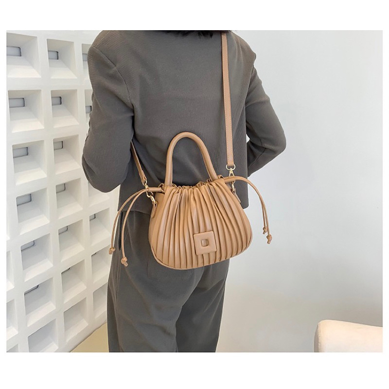 Tas Selempang Kulit Wanita Tas Cewek Bahu Handbag Mini Multifungsi BX 7028