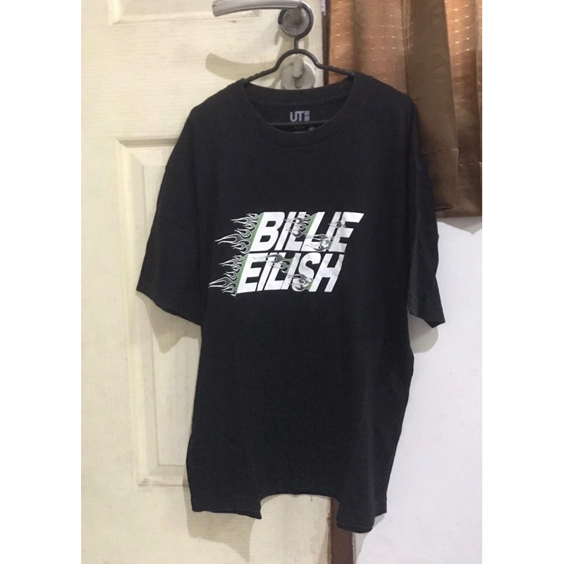 preloved tshirt uniqlo x billie eilish