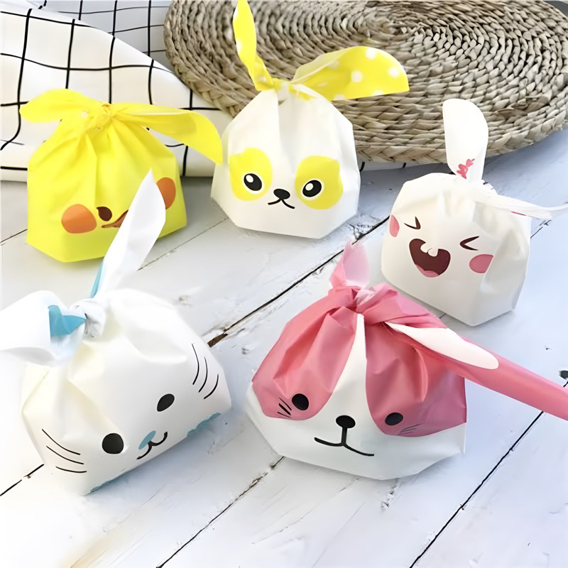 

PLASTIK SNACK SOUVENIR ULANG TAHUN ISI 10 PCS (UKURAN BESAR)