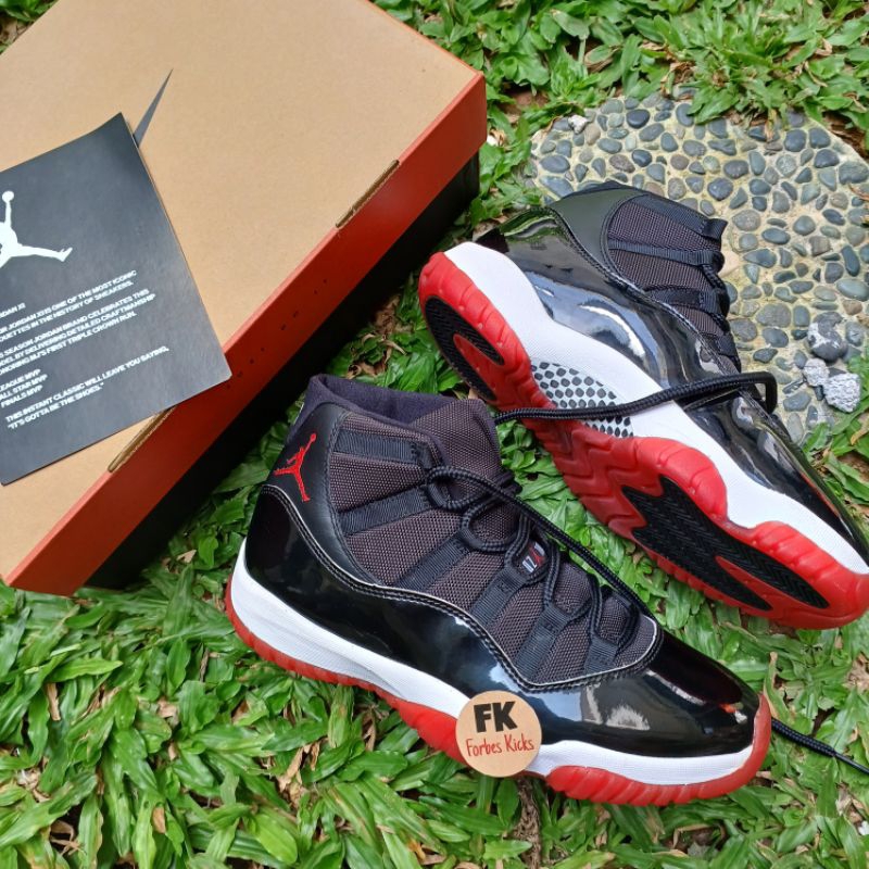 Air Jordan 11 Retro Playoffs Bred (2019)