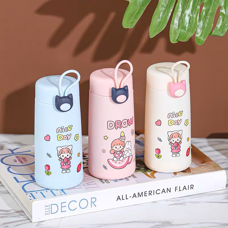 BOTOL MINUM KACA KARAKTER DRAW - BOTOL MINUM KACA UNIK ADA GANTUNGAN - TEMPAT MINUM BONEKA LUCU - SOUVENIR BOTOL MINUM