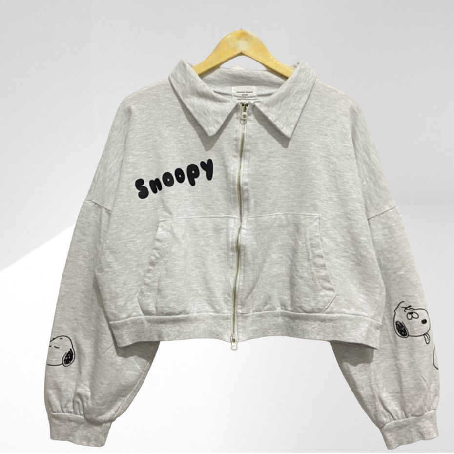 ZIPPER WOW SNOOPY JACKET CROP TANPA TOPI (AKG)