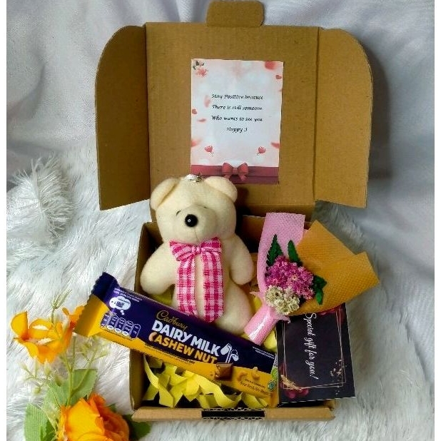 SWEET MINI GIFT BOX/ HAMPERS COKLAT VALENTINE/ KADO ULANG TAHUN DLL