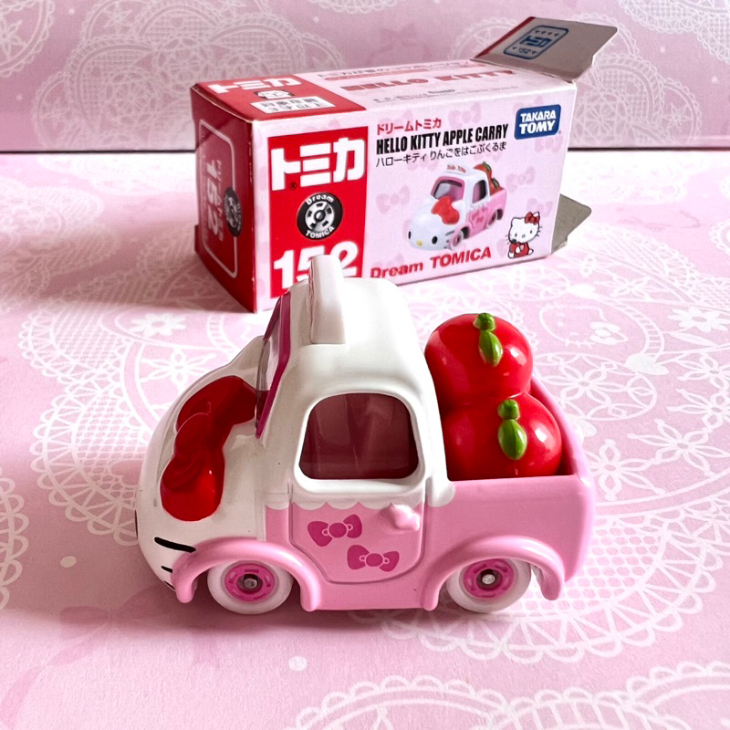 Hello Kitty Apple Carry Tomica