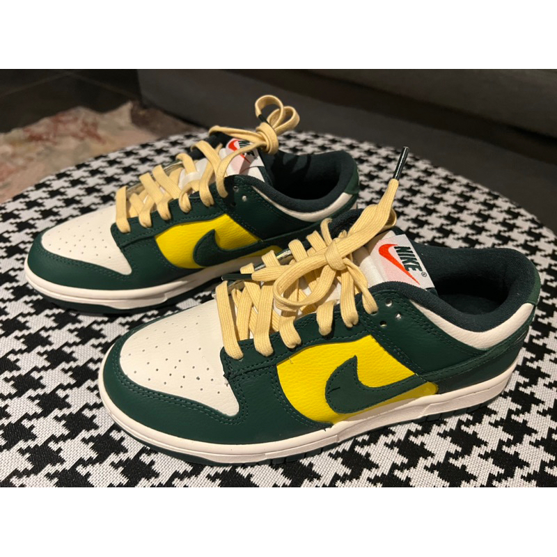 NIKE DUNK LOW preloved