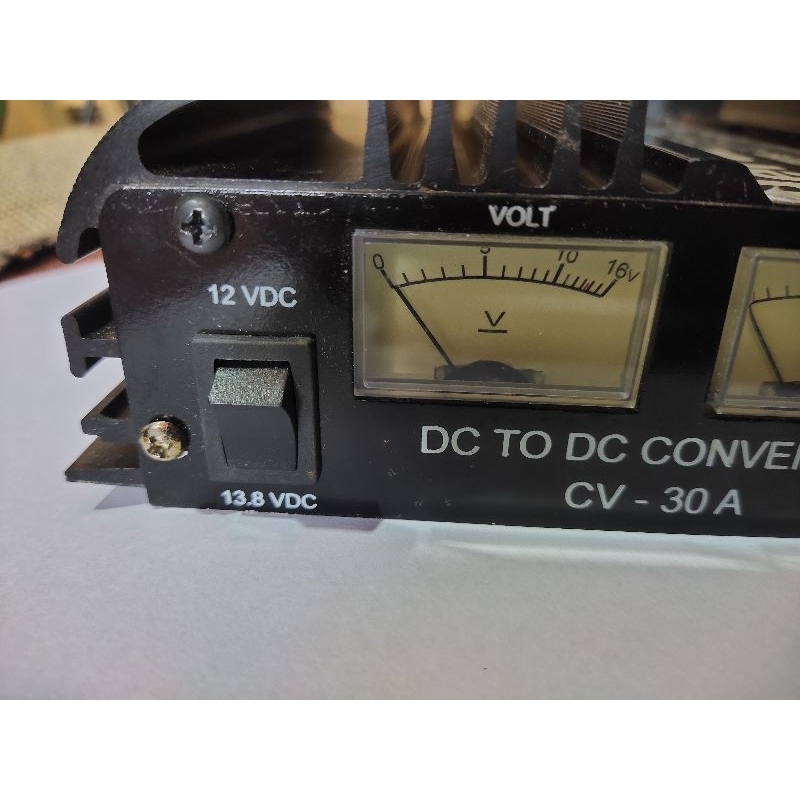 HERTZ DC TO DC CONVERTER CV-30A 24V TO 13.8V