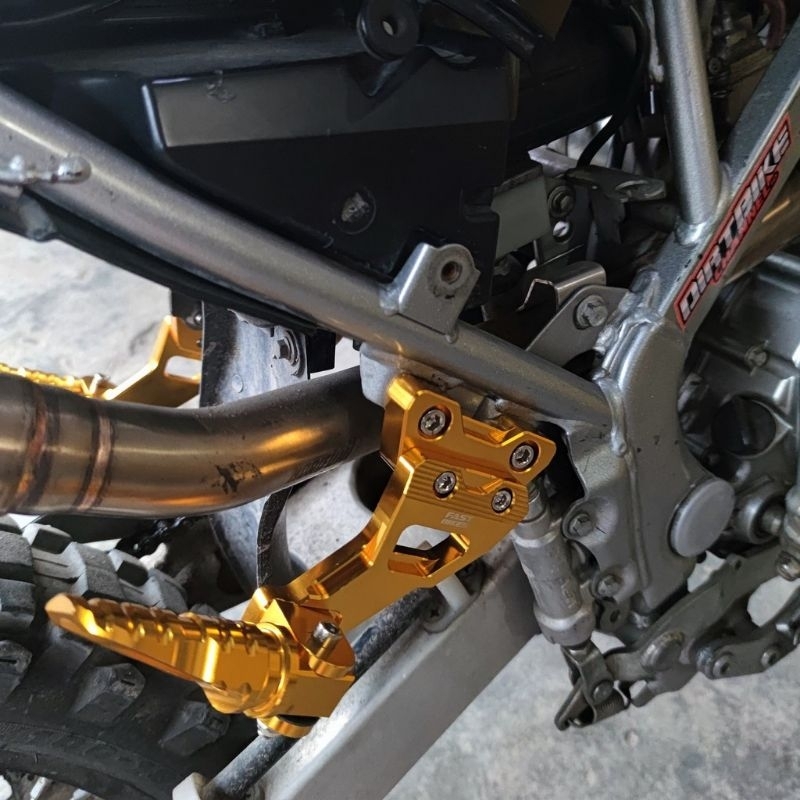 FOOT STEP BELAKANG CNC STEP GANTUNG BABET CNC SATRIA FU VIXION OLD NEW JUPITER MX KING DILL