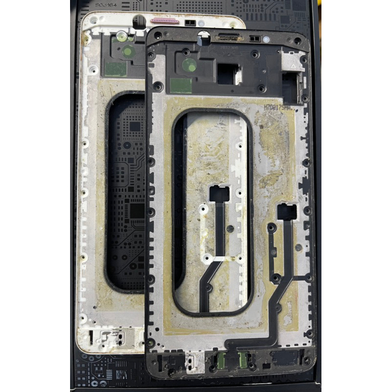 tulangan/tatakan/frame lcd samsung C9 pro SM-C900F original copotan