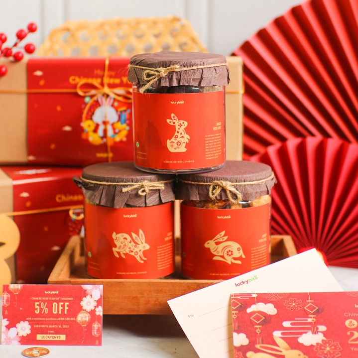 Hampers Imlek / CNY Hampers / Parcel Imlek - Oatmeal Cookies 3 Jar + FREE KARTU + TALI + VOUCHER + BUBBLE WRAP | LUCKYBITE