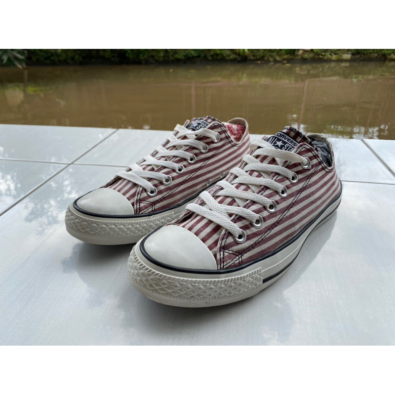 Converse American Flag