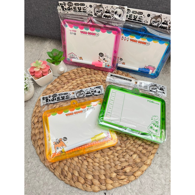 

PAPAN TULIS ANAK SPIDOL MOTIF KOTAK & HELLO KITTY