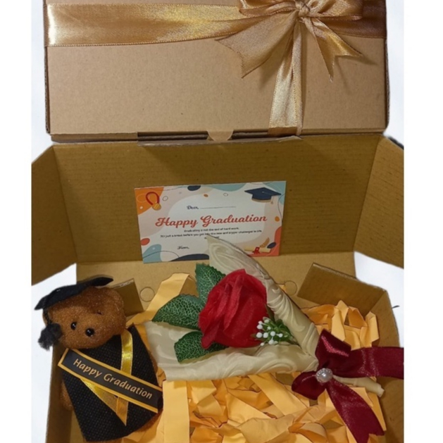 

READY Snack Box Gift Hamper Kado ulang tahun / wisuda / event lain.