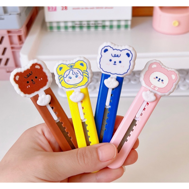 

cutter mini pisau kecil/mini karakter lucu kawaii aesthetic serbaguna import