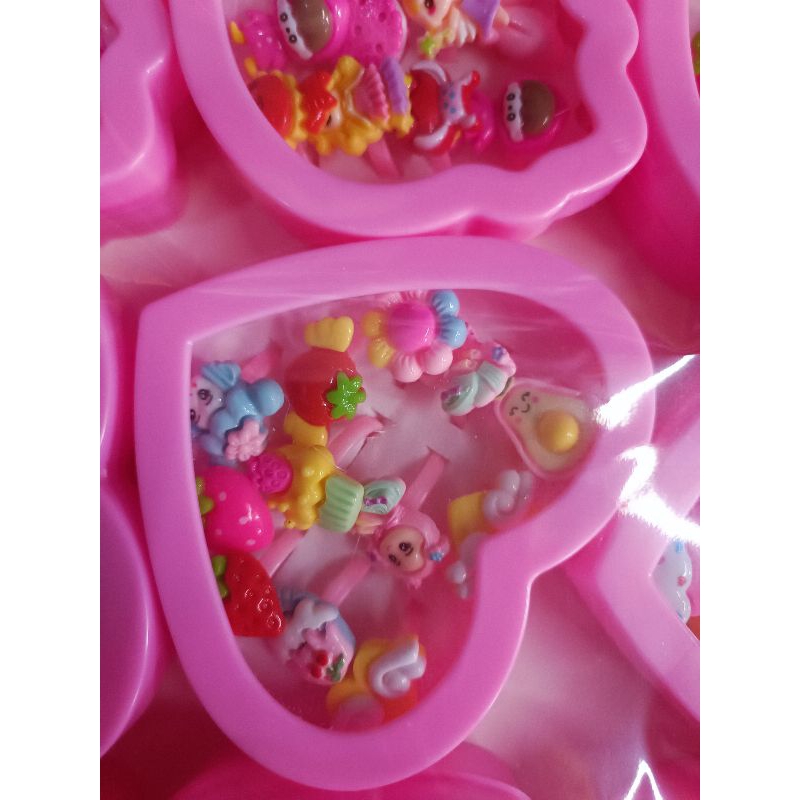 cincin boks anak2 isi 12pcs (udh campur cracker nya) gagang platik