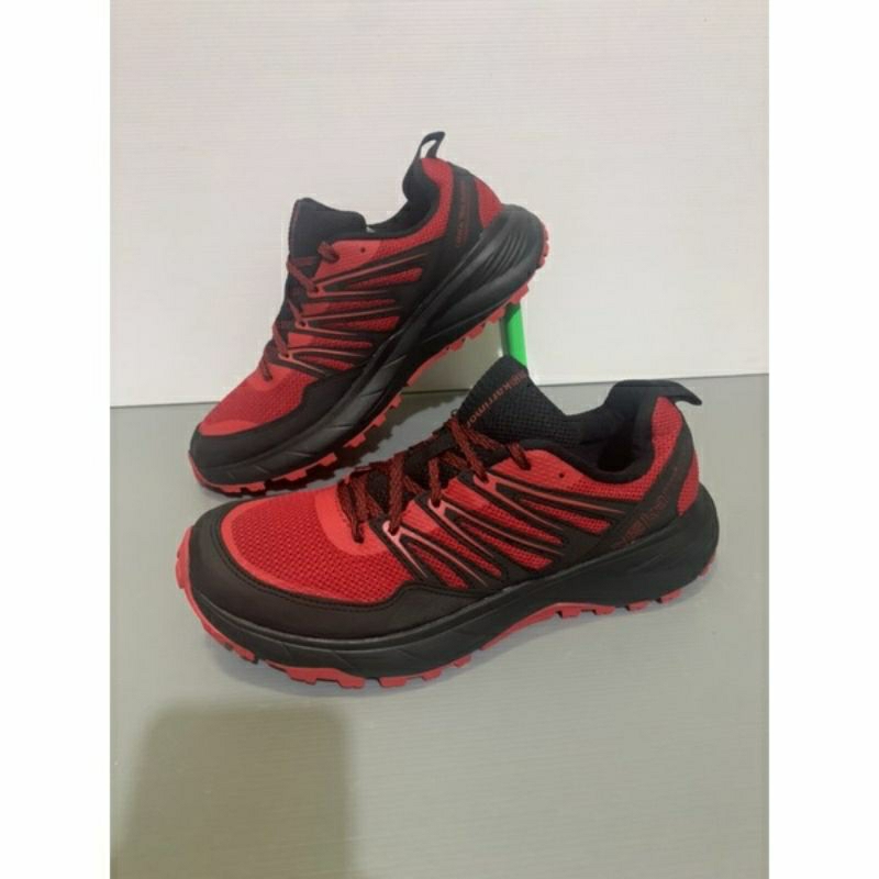 Sepatu KARRIMOR CARACAL TR 10 RED BLACK  made in indonesia