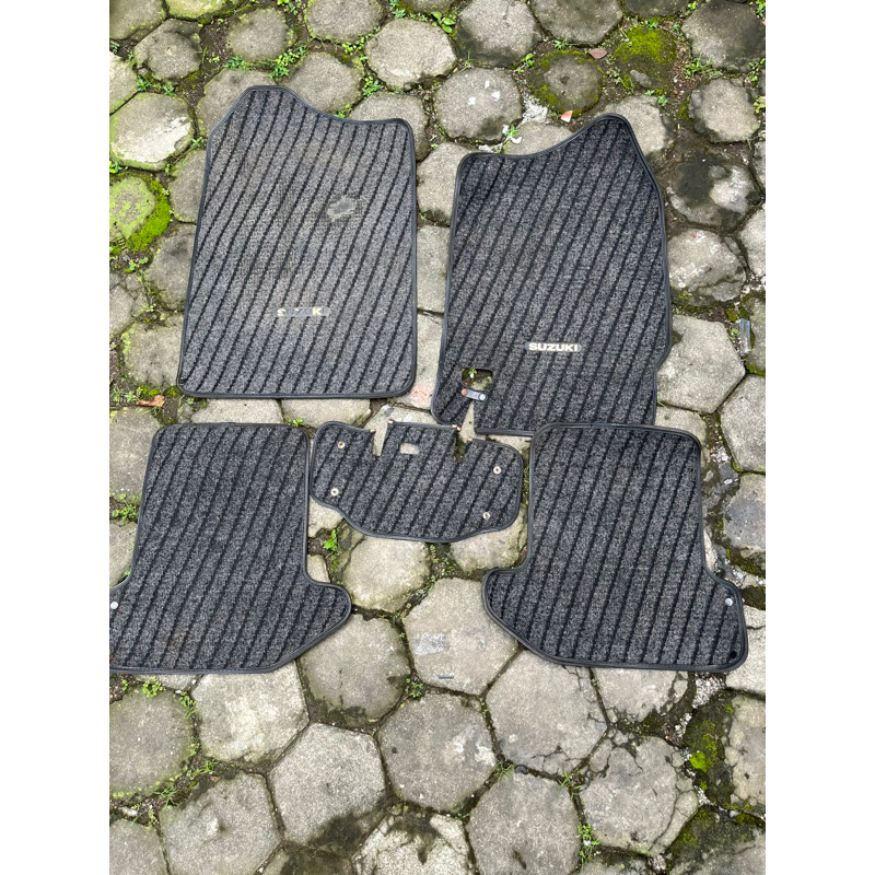 karpet kecil jimny ja11 ja22