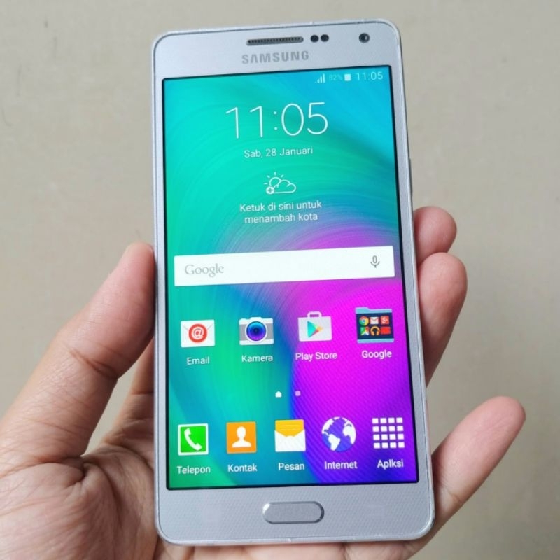 Samsung Galaxy A5 2015 Gold LTE 4G NFC Internal16 GB Layar Amoled Ex Garansi Resmi SEIN
