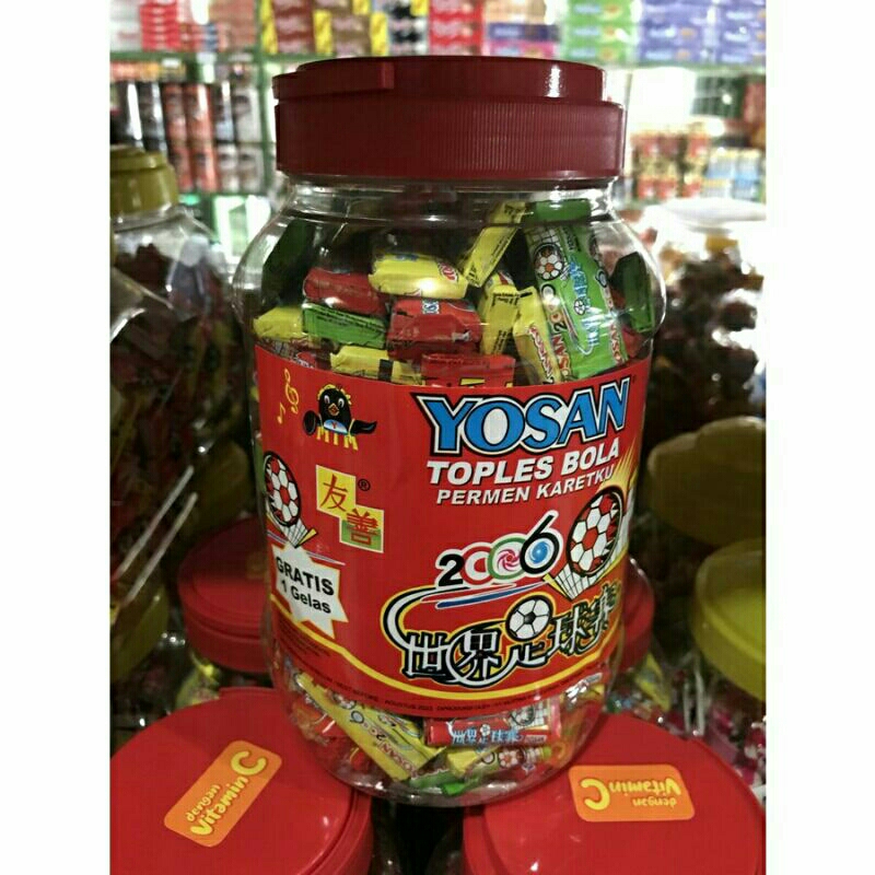 

YOSAN TOPLES BOLA PERMEN KARET ISI 200 2gram