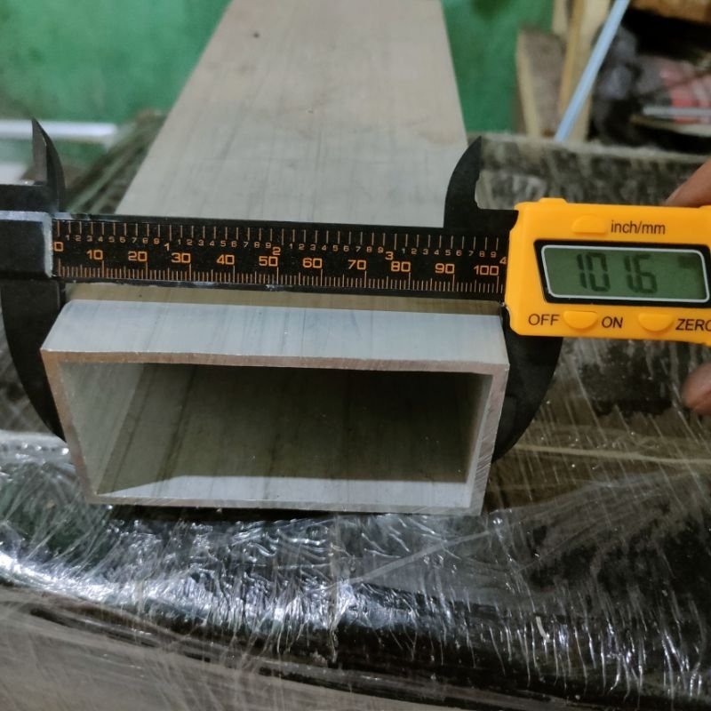 hollow aluminium 50mm x 100mm tebal 3mm panjang per CM