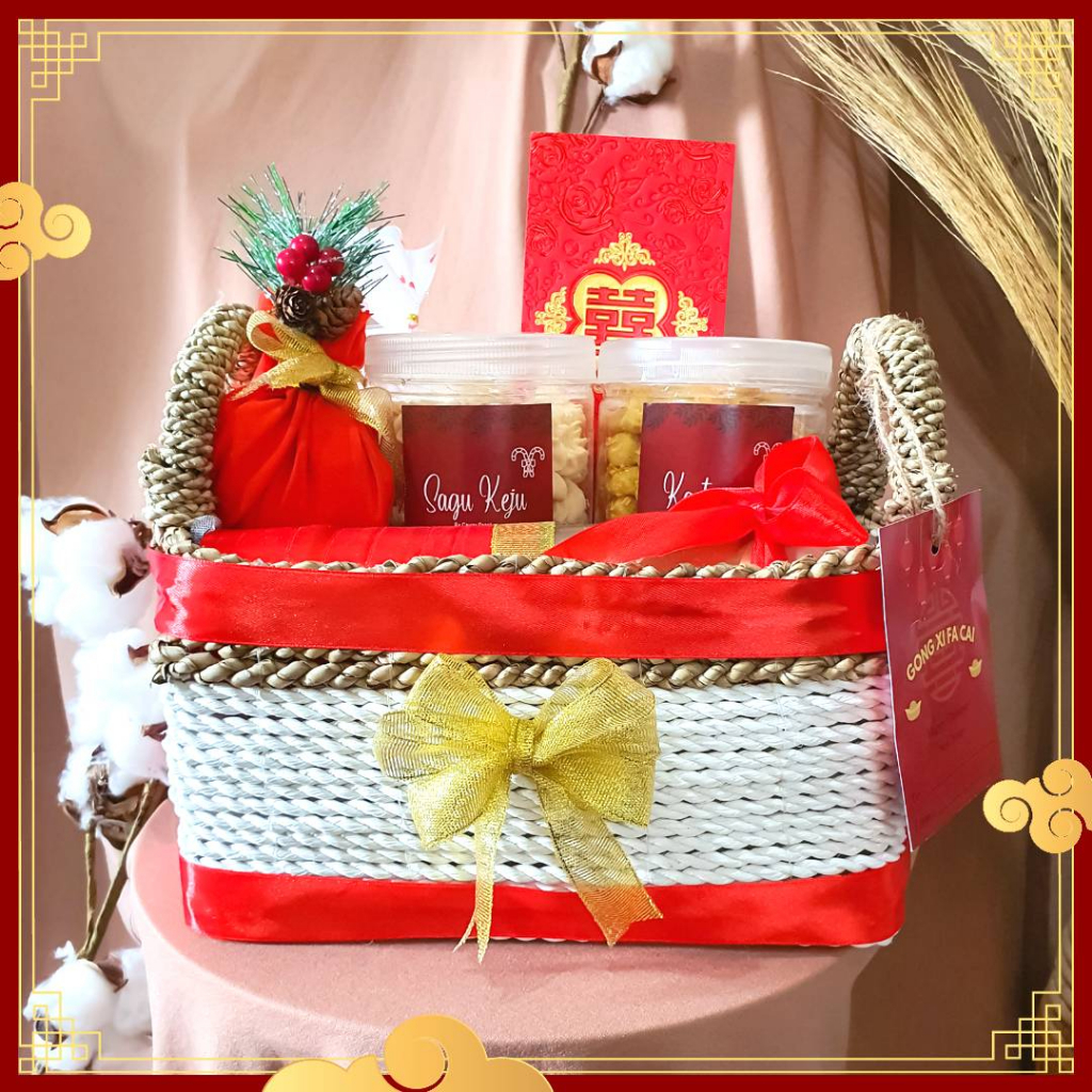 

IMLEK CHINESE NEW YEARS TAHUN BARU CHRISTMAS HAMPERS PREMIUM KADO NATAL KUE KERING HOMEMADE PAKET BINGKISAN NATAL GIFTBOX PARCEL NATAL PREMIUM C